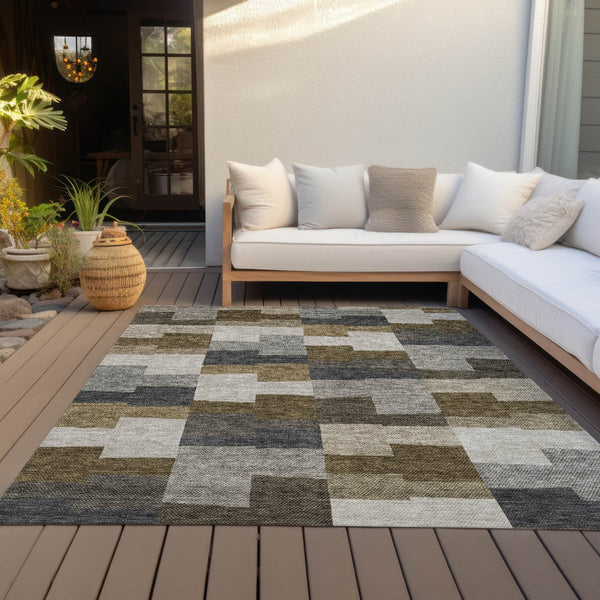 Homeroots 3' Stylish Beige Ivory And Brown Geometric Washable Area Rug For Indoor Outdoor Spaces 10' X 14' Polyester 580381