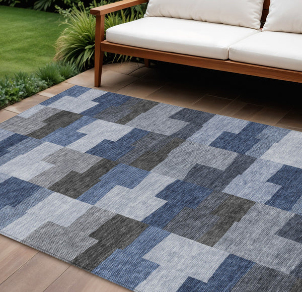 Homeroots 3' Stylish Beige Ivory And Brown Geometric Washable Area Rug For Indoor Outdoor Spaces 9' X 12' Polyester 580386