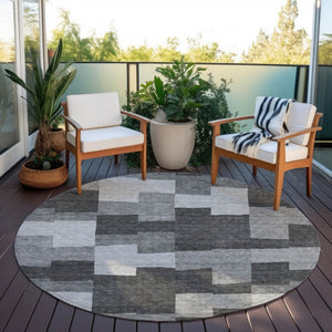 Homeroots 3' Stylish Beige Ivory And Brown Geometric Washable Area Rug For Indoor Outdoor Spaces 8' Round Polyester 580390