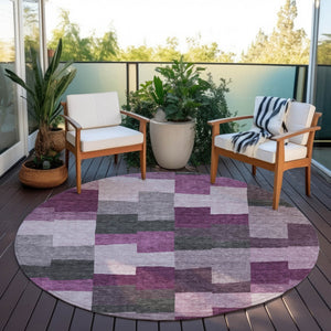 Homeroots 3' Stylish Beige Ivory And Brown Geometric Washable Area Rug For Indoor Outdoor Spaces 8' Round Polyester 580396
