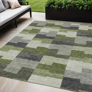 Homeroots 3' Stylish Beige Ivory And Brown Geometric Washable Area Rug For Indoor Outdoor Spaces 5' X 8' Polyester 580401