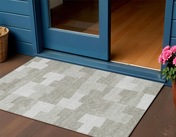 Homeroots 3' Stylish Beige Ivory And Brown Geometric Washable Area Rug For Indoor Outdoor Spaces 3' X 5' Polyester 580418