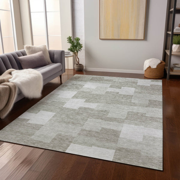 Homeroots 3' Stylish Beige Ivory And Brown Geometric Washable Area Rug For Indoor Outdoor Spaces 3' X 5' Polyester 580418