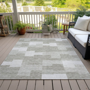 Homeroots 3' Stylish Beige Ivory And Brown Geometric Washable Area Rug For Indoor Outdoor Spaces 8' X 10' Polyester 580421