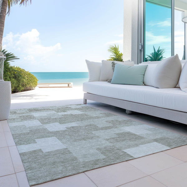 Homeroots 3' Stylish Beige Ivory And Brown Geometric Washable Area Rug For Indoor Outdoor Spaces 8' X 10' Polyester 580421