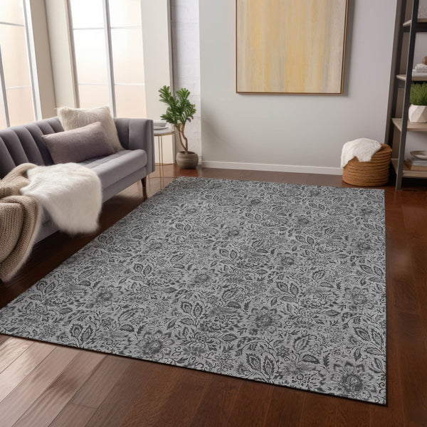 Homeroots 3' Green Floral Washable Area Rug - Stain Resistant, Durable Design For Indoor & Outdoor Spaces 3' X 5' Polyester 580436