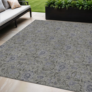 Homeroots 3' Green Floral Washable Area Rug - Stain Resistant, Durable Design For Indoor & Outdoor Spaces 5' X 8' Polyester 580443