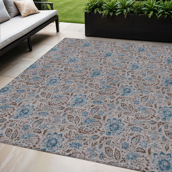 Homeroots 3' Green Floral Washable Area Rug - Stain Resistant, Durable Design For Indoor & Outdoor Spaces 5' X 8' Polyester 580449