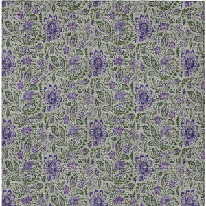 Homeroots 3' Green Floral Washable Area Rug - Stain Resistant, Durable Design For Indoor & Outdoor Spaces 9' X 12' Polyester 580458