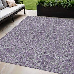 Homeroots 3' Denim Blue Floral Washable Area Rug – Perfect For Indoor And Outdoor Spaces, Durable & Stylish 5' X 8' Polyester 580539