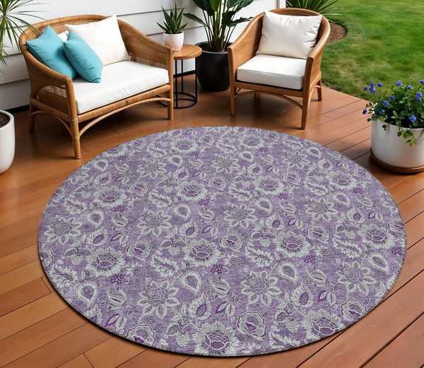 Homeroots 3' Denim Blue Floral Washable Area Rug – Perfect For Indoor And Outdoor Spaces, Durable & Stylish 8' Round Polyester 580540