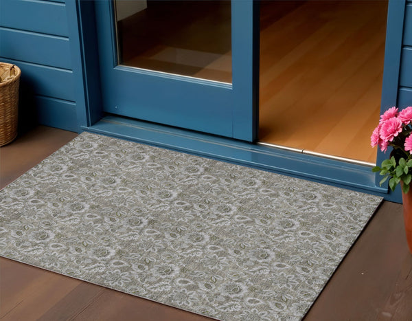 Homeroots 3' Denim Blue Floral Washable Area Rug – Perfect For Indoor And Outdoor Spaces, Durable & Stylish 3' X 5' Polyester 580556