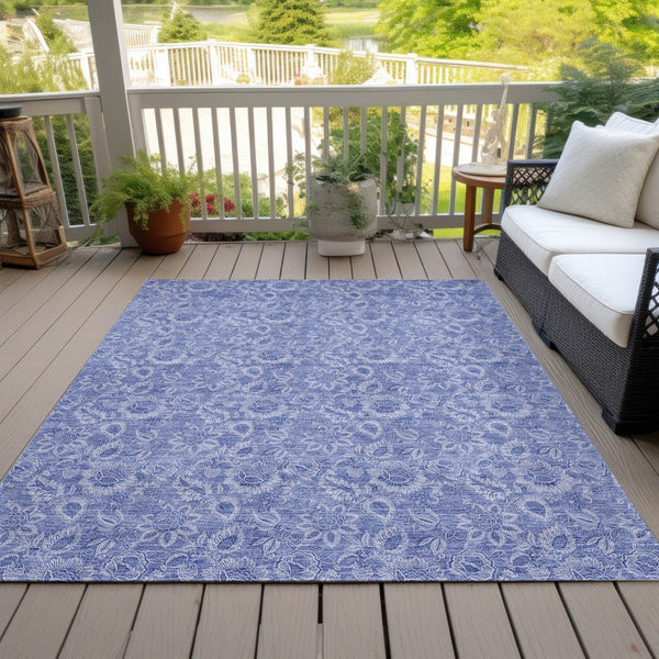 Homeroots 3' Floral Indoor Outdoor Area Rug - Durable, Washable, Stain Resistant For Home And Patio Spaces 9' X 12' Polyester 580596