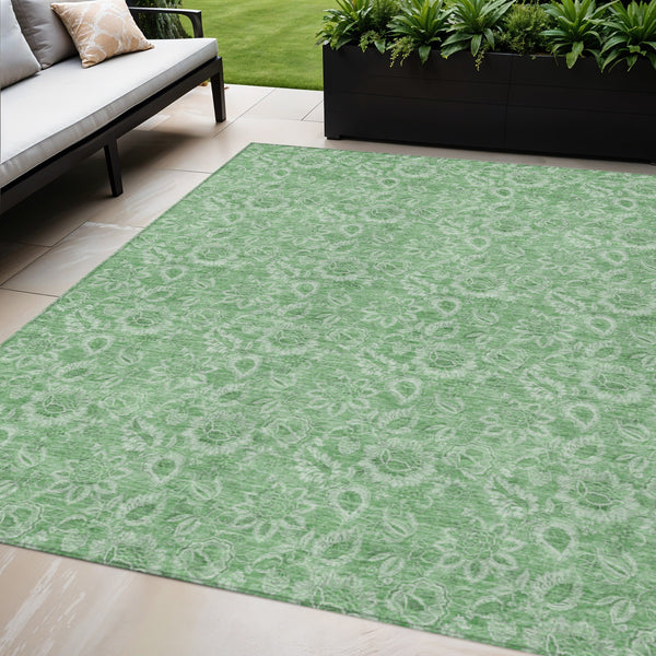 Homeroots 3' Floral Indoor Outdoor Area Rug - Durable, Washable, Stain Resistant For Home And Patio Spaces 5' X 8' Polyester 580599