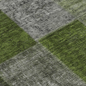 Homeroots 3' Copper Navy Blue And Gold Patchwork Area Rug – Stylish, Washable, Indoor/Outdoor & Durable Design 8' Round Polyester 580654