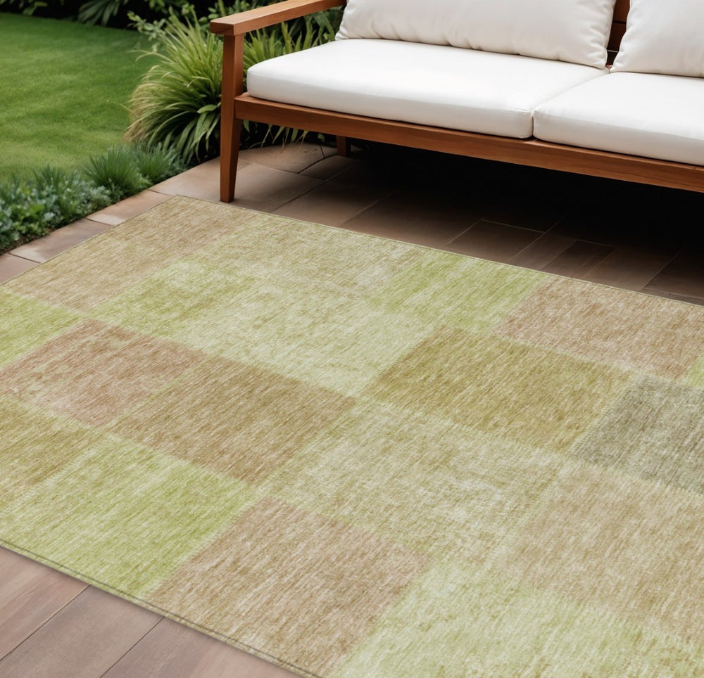 HomeRoots 9' Vibrant Copper and Mint Green Patchwork Washable Area Rug for Indoor and Outdoor Spaces 9' X 12' 580674