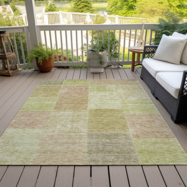 Homeroots 3' Stylish Green Copper And Mint Patchwork Washable Rug For Indoor Outdoor Spaces, Durable & Versatile 9' X 12' Polyester 580674
