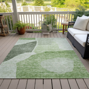 Homeroots 3' Abstract Washable Area Rug In Olive And Fern Green For Stylish Indoor And Outdoor Spaces 5' X 8' Polyester 580701