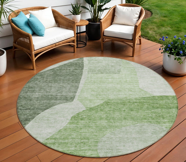 Homeroots 3' Abstract Washable Area Rug In Olive And Fern Green For Stylish Indoor And Outdoor Spaces 8' Round Polyester 580702