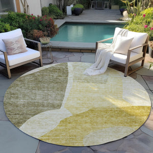 Homeroots 3' Abstract Washable Area Rug In Olive And Fern Green For Stylish Indoor And Outdoor Spaces 8' Round Polyester 580732