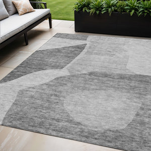 Homeroots 3' Abstract Washable Area Rug In Olive And Fern Green For Stylish Indoor And Outdoor Spaces 5' X 8' Polyester 580737