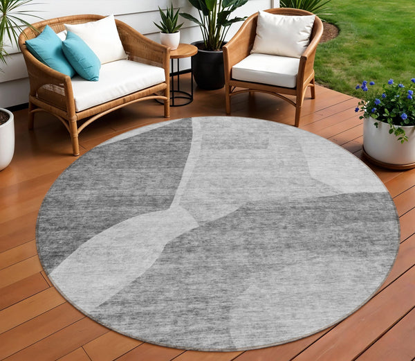 Homeroots 3' Abstract Washable Area Rug In Olive And Fern Green For Stylish Indoor And Outdoor Spaces 8' Round Polyester 580738