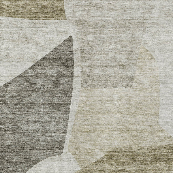 Homeroots 3' Abstract Washable Area Rug In Olive And Fern Green For Stylish Indoor And Outdoor Spaces 5' X 8' Polyester 580755