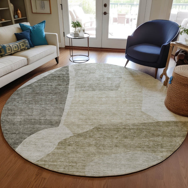 Homeroots 3' Abstract Washable Area Rug In Olive And Fern Green For Stylish Indoor And Outdoor Spaces 8' Round Polyester 580756