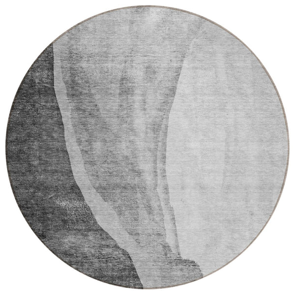 HomeRoots 5' Stylish Gray Abstract Indoor Outdoor Area Rug - Durable, Washable, Modern Design for Any Space 8' Round 580780