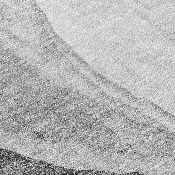 Homeroots 3' Brown And Taupe Abstract Washable Indoor-outdoor Area Rug For Durable, Stylish Spaces 8' Round Polyester 580780