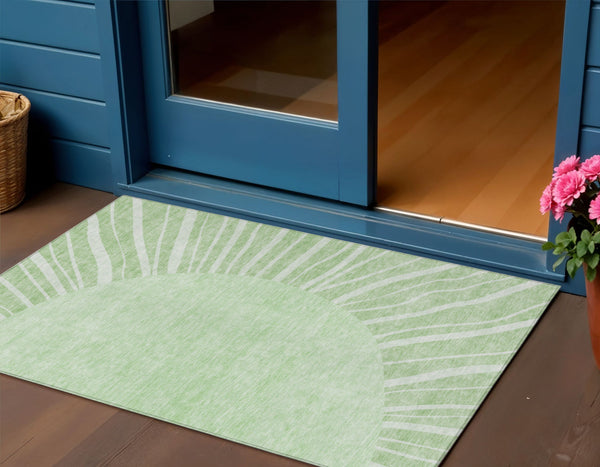 Homeroots 3' Abstract Washable Area Rug In Green And Mint - Perfect For Indoor And Outdoor Spaces! 3' X 5' Polyester 580802