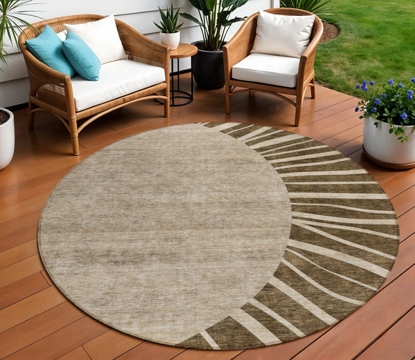Homeroots 3' Abstract Washable Area Rug In Green And Mint - Perfect For Indoor And Outdoor Spaces! 8' Round Polyester 580822
