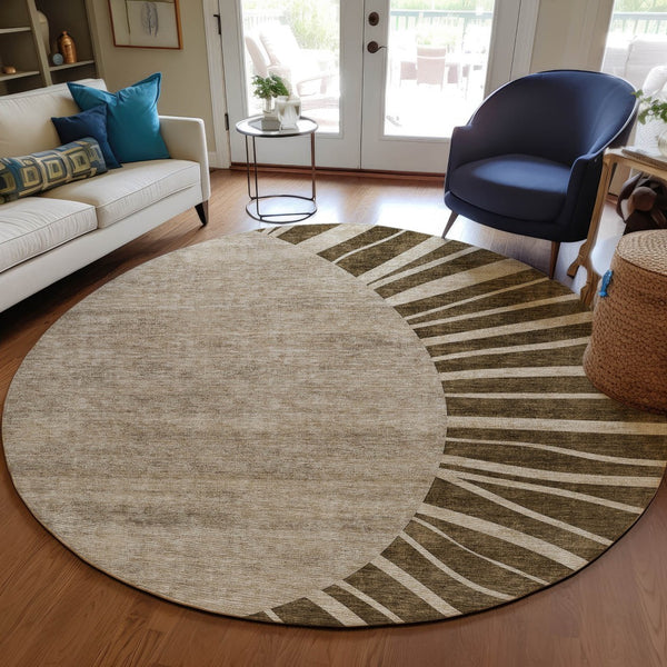 Homeroots 3' Abstract Washable Area Rug In Green And Mint - Perfect For Indoor And Outdoor Spaces! 8' Round Polyester 580822