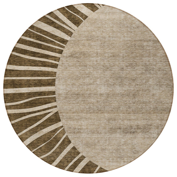 Homeroots 3' Abstract Washable Area Rug In Green And Mint - Perfect For Indoor And Outdoor Spaces! 8' Round Polyester 580822