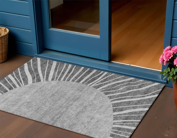 Homeroots 3' Abstract Washable Area Rug In Green And Mint - Perfect For Indoor And Outdoor Spaces! 3' X 5' Polyester 580826