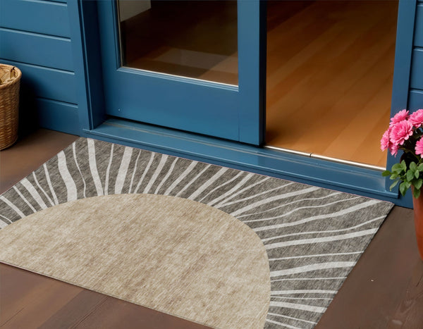 Homeroots 3' Abstract Washable Area Rug In Green And Mint - Perfect For Indoor And Outdoor Spaces! 3' X 5' Polyester 580832