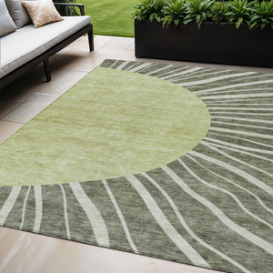 Homeroots 3' Abstract Washable Area Rug In Green And Mint - Perfect For Indoor And Outdoor Spaces! 5' X 8' Polyester 580857