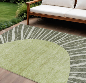 Homeroots 3' Abstract Washable Area Rug In Green And Mint - Perfect For Indoor And Outdoor Spaces! 10' X 14' Polyester 580861
