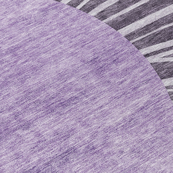 Homeroots 3' Abstract Washable Area Rug In Green And Mint - Perfect For Indoor And Outdoor Spaces! 8' Round Polyester 580870