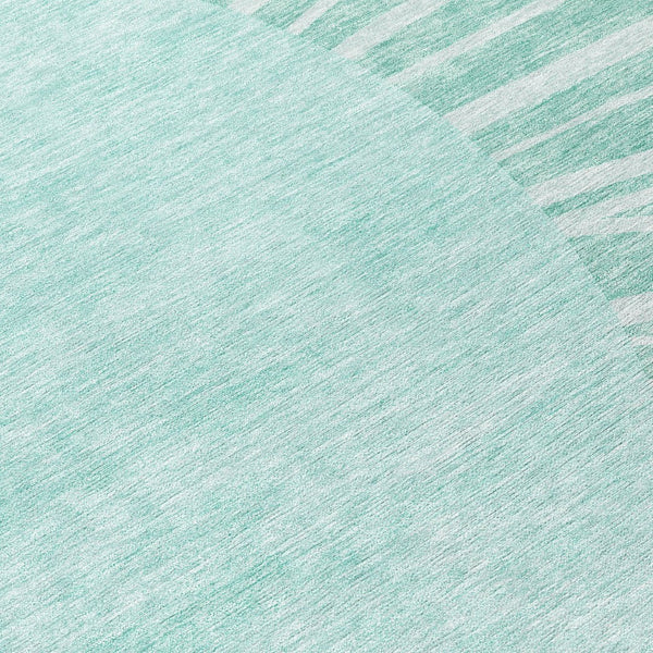 HomeRoots 5' Modern Abstract Indoor/Outdoor Area Rug in Teal, Aqua & Mint Green – Washable & Durable Design 8' Round 580876