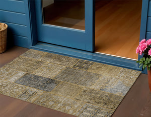 Homeroots 3' Stylish Brown Gray Charcoal Patchwork Washable Area Rug For Indoor And Outdoor Spaces 3' X 5' Polyester 580880