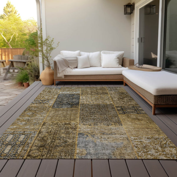 Homeroots 3' Stylish Brown Gray Charcoal Patchwork Washable Area Rug For Indoor And Outdoor Spaces 5' X 8' Polyester 580881