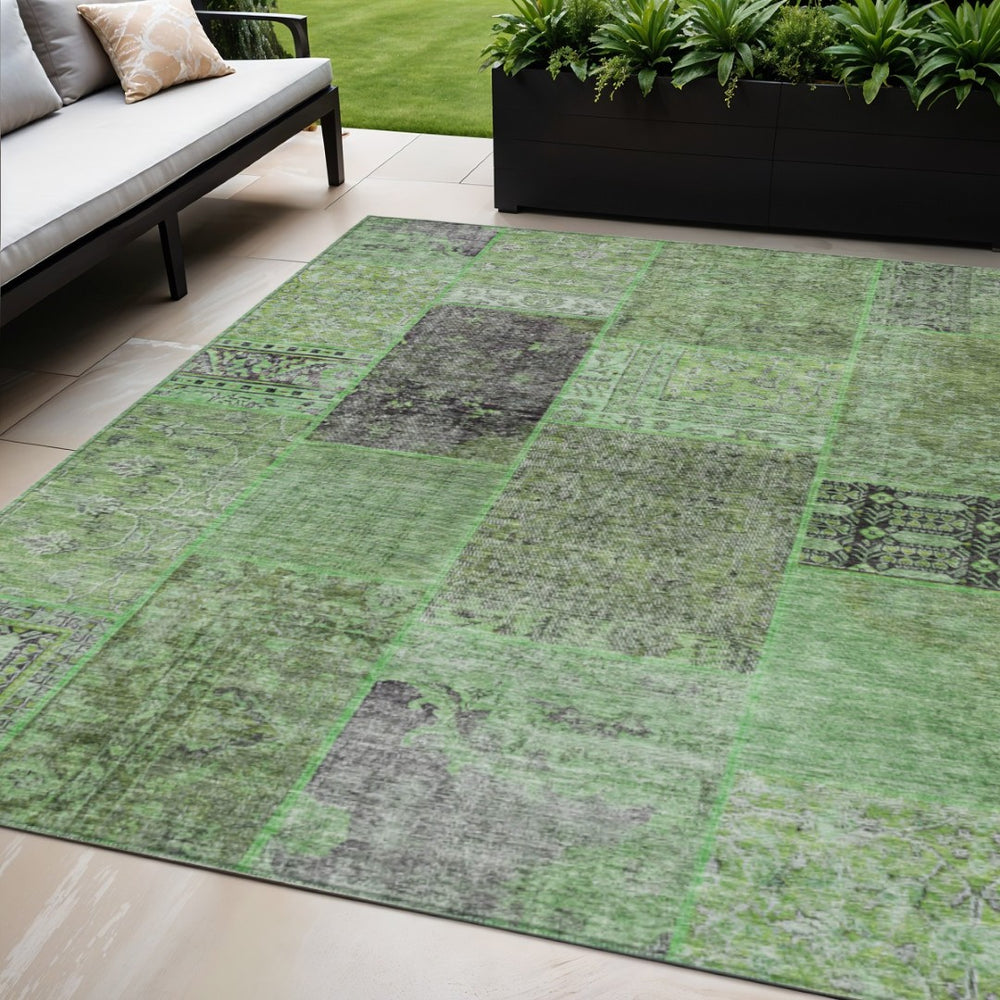 HomeRoots 5' Patchwork Green and Olive Rug - Stylish, Washable Area Rug for Indoor and Outdoor Use, Durable Design 5' X 8' 580893