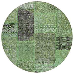 HomeRoots 5' Patchwork Green and Olive Rug - Stylish, Washable Area Rug for Indoor and Outdoor Use, Durable Design 8' Round 580894