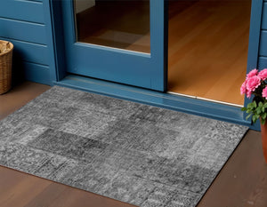 Homeroots 3' Stylish Brown Gray Charcoal Patchwork Washable Area Rug For Indoor And Outdoor Spaces 3' X 5' Polyester 580898