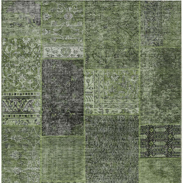 Homeroots 3' Stylish Brown Gray Charcoal Patchwork Washable Area Rug For Indoor And Outdoor Spaces 3' X 5' Polyester 580910