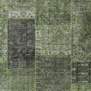 Homeroots 3' Stylish Brown Gray Charcoal Patchwork Washable Area Rug For Indoor And Outdoor Spaces 3' X 5' Polyester 580910