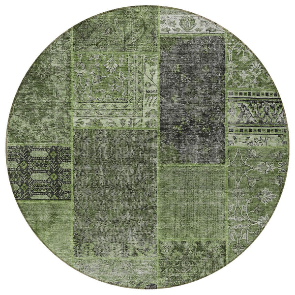 Homeroots 3' Stylish Brown Gray Charcoal Patchwork Washable Area Rug For Indoor And Outdoor Spaces 8' Round Polyester 580912