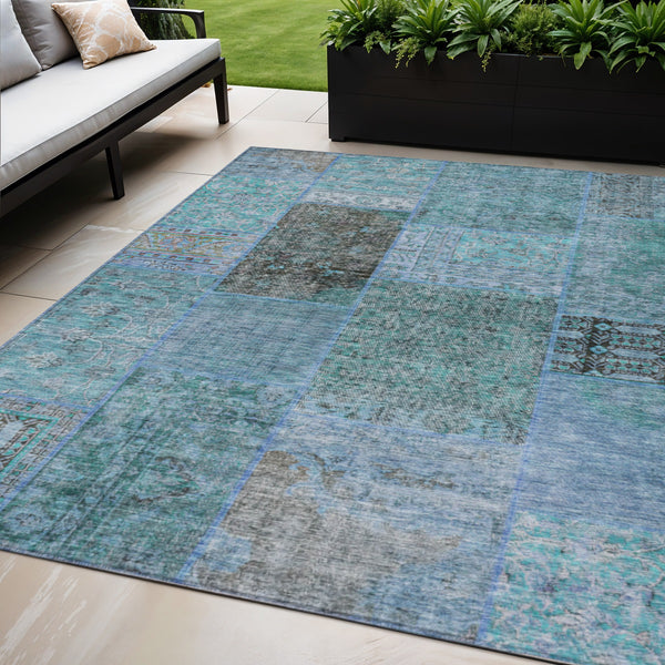 Homeroots 3' Stylish Brown Gray Charcoal Patchwork Washable Area Rug For Indoor And Outdoor Spaces 5' X 8' Polyester 580923
