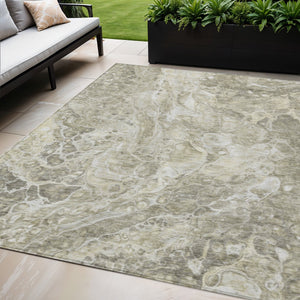 Homeroots 3' Beige Ivory And Artichoke Green Abstract Washable Area Rug For Indoor And Outdoor Spaces 5' X 8' Polyester 580965